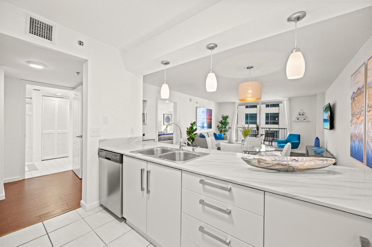 Amazing Condo With Free Parking In Brickell Miami Exterior photo