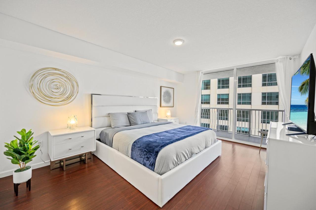 Amazing Condo With Free Parking In Brickell Miami Exterior photo